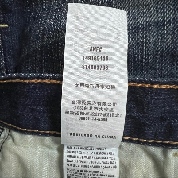 Abercrombie & Fitch Denim Cotton Shorts Frayed Size 25 EUC - Picture 6 of 8